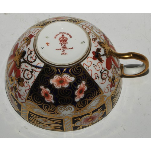 618 - A Royal Crown Derby 2451 pattern fluted part tea service, printed marks; etc