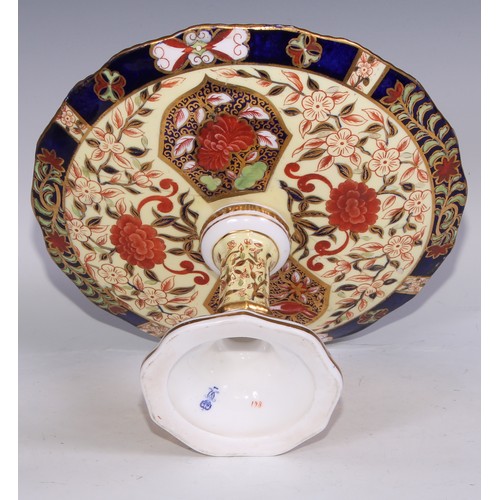 632 - A Royal Crown Derby dessert service, comprising a comport, two sihes and nine plates, decorated in t... 