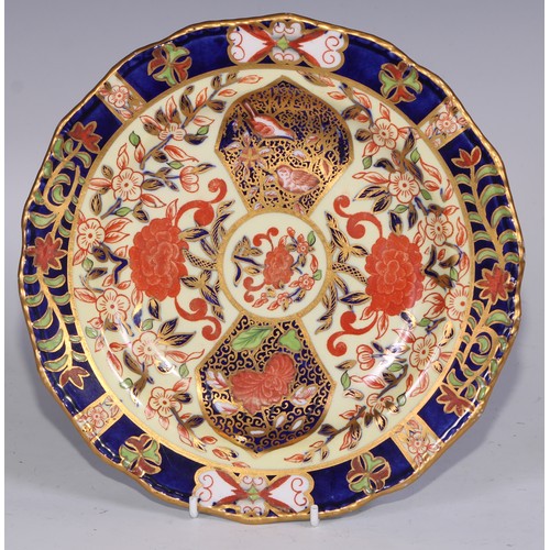 632 - A Royal Crown Derby dessert service, comprising a comport, two sihes and nine plates, decorated in t... 