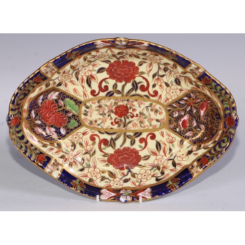 632 - A Royal Crown Derby dessert service, comprising a comport, two sihes and nine plates, decorated in t... 