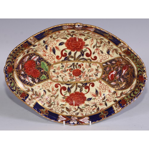 632 - A Royal Crown Derby dessert service, comprising a comport, two sihes and nine plates, decorated in t... 