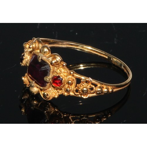 117 - A 19th century 15ct gold cluster set with 10 multi-coloured facet cut stones; an 18ct gold ring set ... 