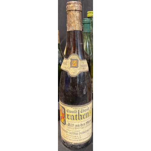 881 - Wine - twenty miscellaneous bottles, French or German, red or white, 750ml, some lacking labels, var... 