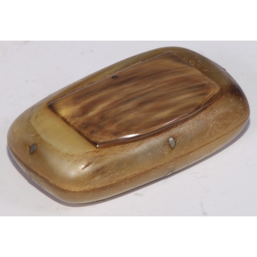 397 - A 19th century Mauchline type papier-mâché rounded rectangular snuff box, hinged cover, 9cm; other 1... 