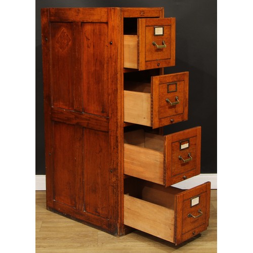 101 - An early 20th century oak filing cabinet, of four drawers, Referee Letter File, trademark no 245569,... 