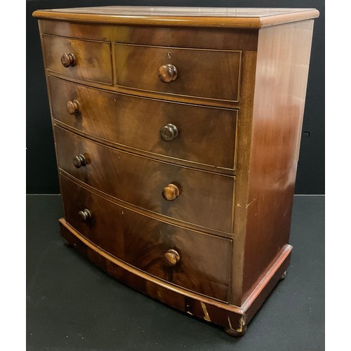 85 - A Victorian mahogany bow-front chest of two short over three long graduated drawers, 115.5cm x 104.5... 