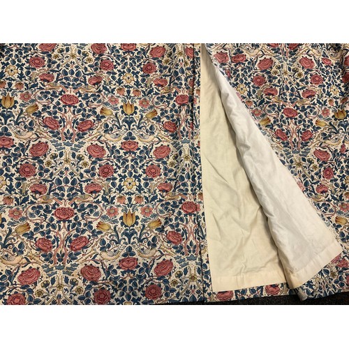 125 - Large pair of Sanderson curtains, Tudor Rose by Morris & Co, another conforming panel 194cm width x ... 