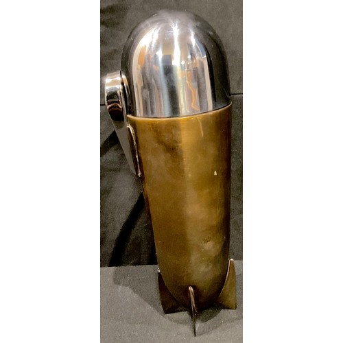 93 - A reproduction plated cocktail shaker, modelled as a Zeppelin, 24cm high