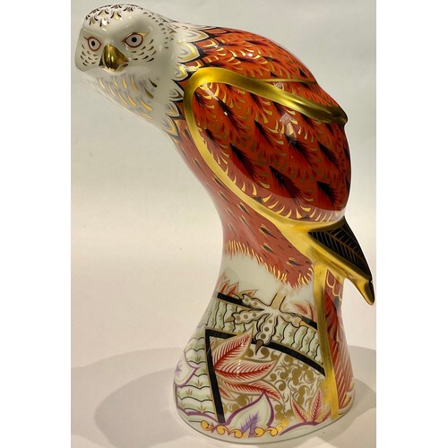 19 - A Royal Crown Derby paperweight, Red Kite, gold stopper, 17.5cm, printed mark, boxed