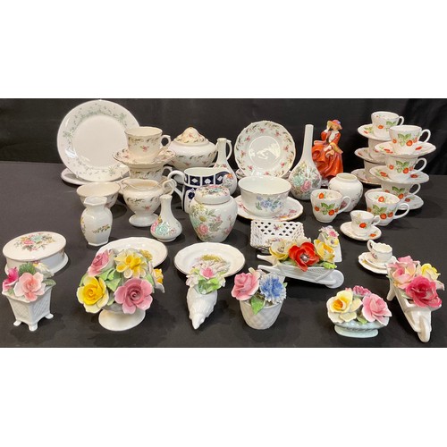 62 - English Decorative  Ceramics - Queens Virginia Strawberry coffee set, for six;  Wedgwood Kutani Cran... 