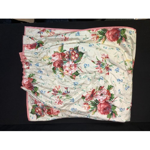 187 - Textiles - Coalfax and Fowler interlined floral curtains, 148cm wide, 195cm drop