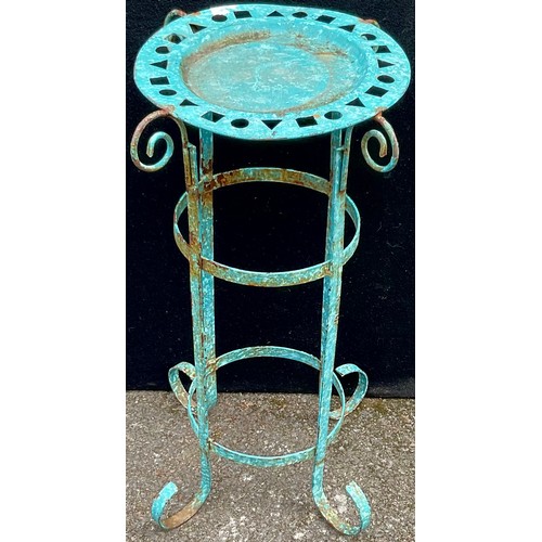 3056 - An early 20th century jardiniere stand, pierced circular top, scroll wirework stand, painted blue, 6... 