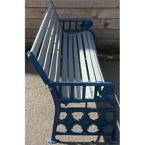 3091 - A late Victorian cast iron garden bench, scroll hand rests, 82.5cm high, 193cm wide



**Please note... 