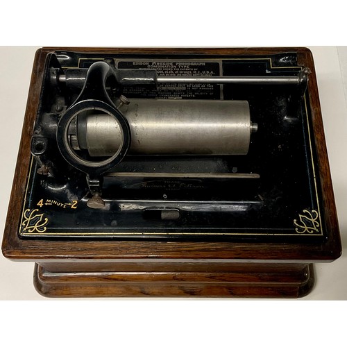 1321 - An early 20th century Edison Fireside phonograph, combination type, serial no.90199, oak case, 29cm ... 