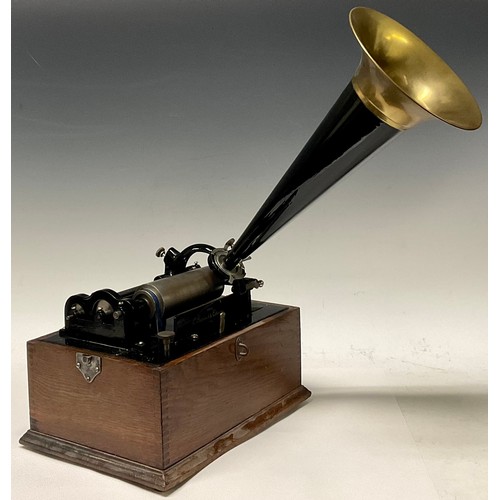 1322 - An early 20th century Edison Gem phonograph,  serial no.1668S, Edison-Bell Consolidated plaque, with... 