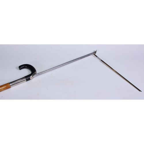 1339 - A horse measuring walking stick, curved handle enclosing a scale, bamboo cane, 94cm long