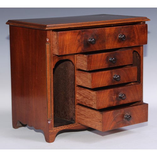 1621 - A 19th century mahogany miniature chest, moulded slightly over sailing top with inlaid egg-and-dart ... 