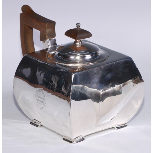 134 - A George III silver bowed square teapot, hinged domed cover, bracket feet, fruitwood fittings, 25cm ... 