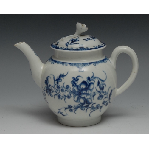 664 - A Worcester Mansfield pattern globular teapot and cover, painted in underglaze blue with flowerhead ... 