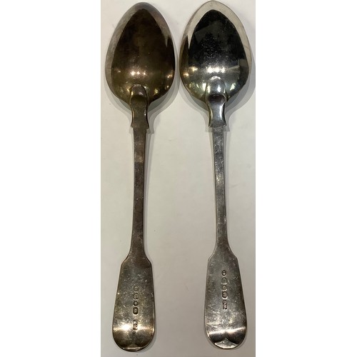 306 - A pair of Georgian silver serving spoons, London 1821, London 1826, 139g