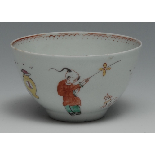 179 - A Christian Liverpool tea bow, decorated in polychrome with oriental figures, boy with kite and a do... 