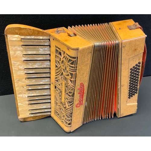 191 - Musical instrument -  Geraldo Accordion