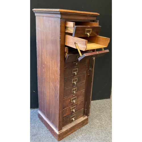 76 - An early 20th century mahogany and oak ten drawer Wellington chest, 125.5cm tall x 45.5cm wide x 47.... 