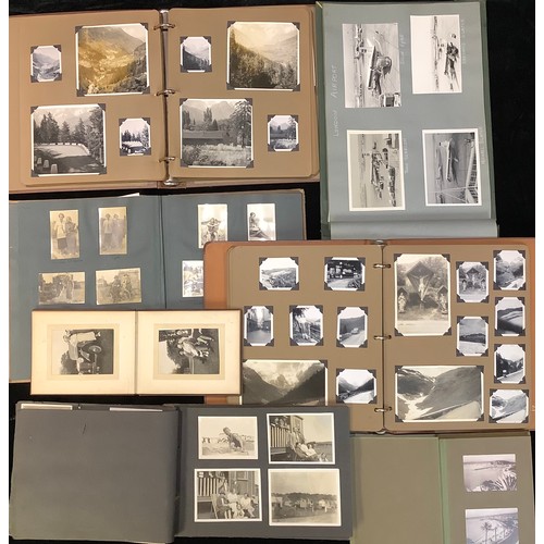 405 - Photography - a collection of early 20th century and later photograph albums, mostly Topographical, ... 