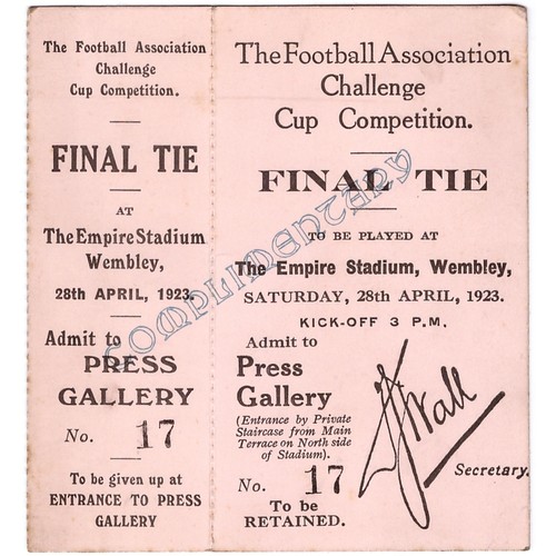 4292 - Sport, Football - a souvenir programme for the Football Association Cup Competition Final Tie match ... 