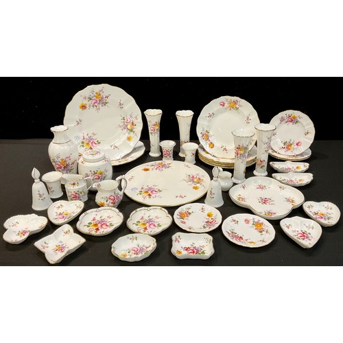 167 - Royal Crown Derby Posies pattern dinner plates, dessert plates, side plates, cake stand, ginger jar,... 