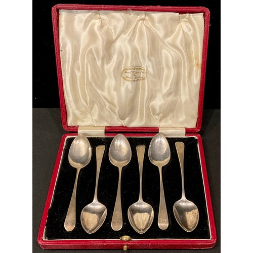 194 - A set of six Georgian silver teaspoons, London 1816, later case, 63.3g