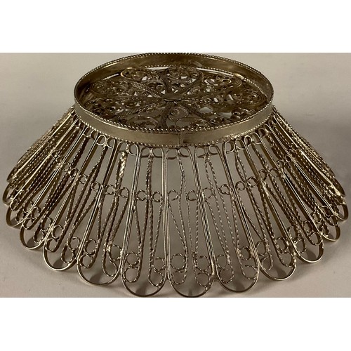 197 - A silver coloured metal filigree basket, 17cm diam, 152g