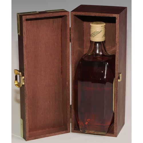 824 - Wines and Spirits - a bottle of Langs Select Scotch Whisky, 12 year old, 43% vol, 75cl, presentation... 