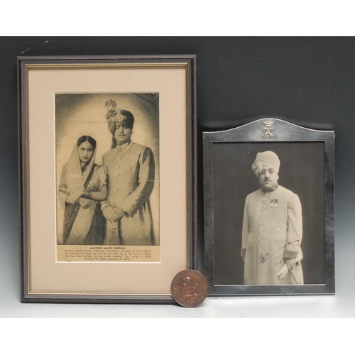 218 - India - an Indian silver easel photograph frame, applied with crowned H, c24.5cm high, python hallma... 