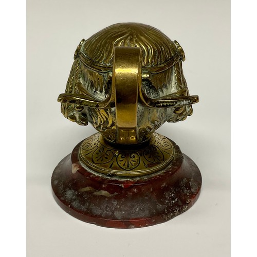 104 - A 19th century Grand Tour gilt bronze inkwell, cast after the Antique, rosso antico marble base, 11c... 