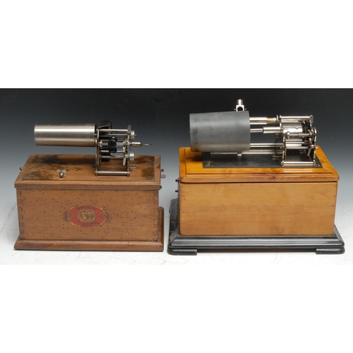 786 - An early 20th century cylinder phonograph, the case 24cm wide;  another, French (2)