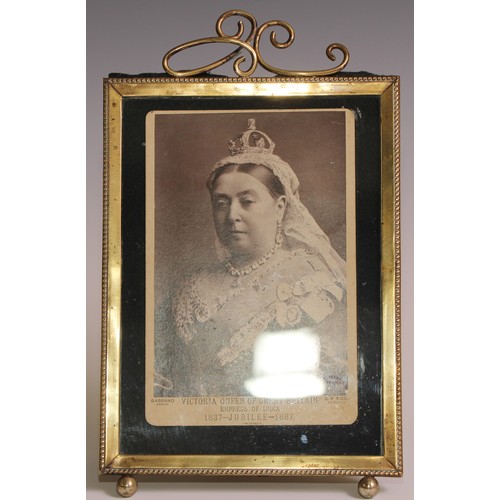 971 - Photography - Royalty - Alexander Bassano (1829 - 1913), a portrait photograph, Victoria, Queen of G... 