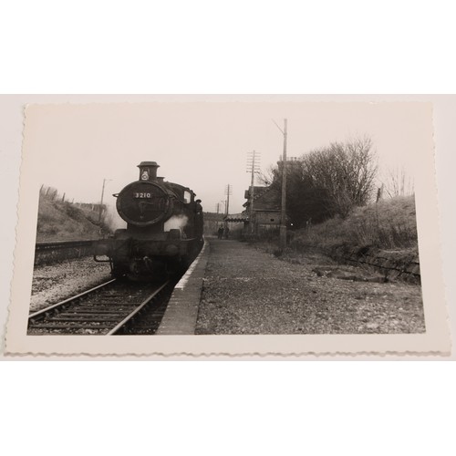 980 - Railway interest: Great Western Railway and British Railways standard types, a collection of approx.... 