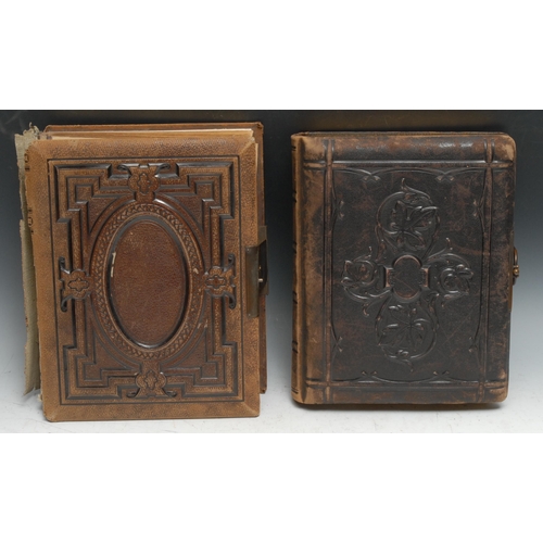 960 - Photography - a late 19th century tooled leather carte de visite album, containing mostly single por... 