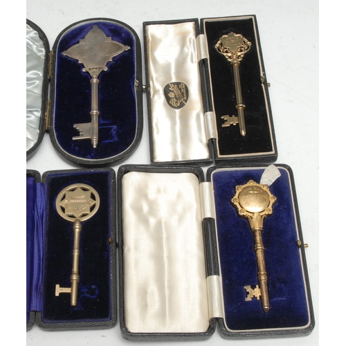 92 - Copoclephily - an Edwardian silver presentation key, Bournville Sunday School, Presented to Miss D R... 