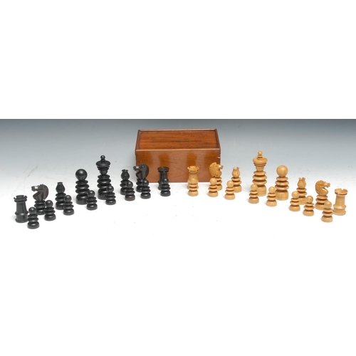 179 - A boxwood and ebony Regency pattern chess set, the Kings 9cm high, mahogany box