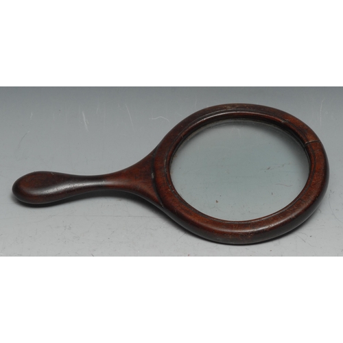 161 - A 19th century mahogany connoisseur’s lens, the magnifying glass 12cm diam, 21cm long overall