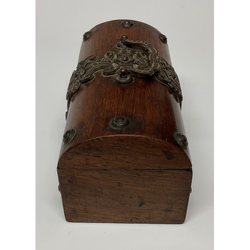 31 - A 19th century bronze mounted rosewood domed rectangular casket, hinged cover with swing handle, 13c... 