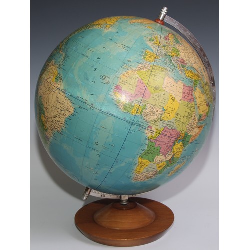 470 - A terrestrial globe, Rath Political Globe, published by VEB Rathgloben-Verlag, Leipzig, aluminium me... 