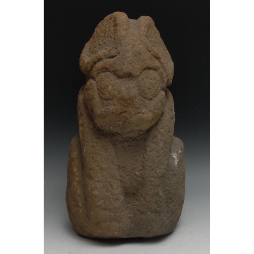 832 - Antiquities - a pre-Columbian Mesoamerican volcanic stone carving, possibly Camazotz and probably Ma... 