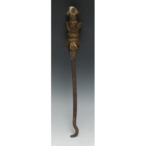 725 - Tribal Art - a Yoruba bronze and iron Ogboni Ori Society staff, cast as a male figure, hooked shaft,... 