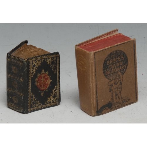 918 - A George III miniature Bible, The Bible in Miniature, or a Concise History of the Old and New Testam... 