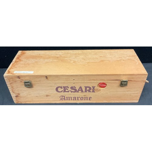 804 - A bottle of Cesari Amarone, 1988, 3l, presentation crate