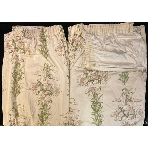 295 - Textiles - a pair of Laura Ashley curtains, 226cm wide, 209cm long