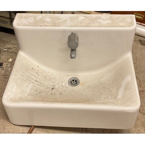 319 - A white ceramic sink, Ikea tap